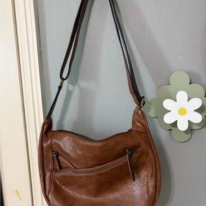 Bueno Brown Leather Shoulder Bag